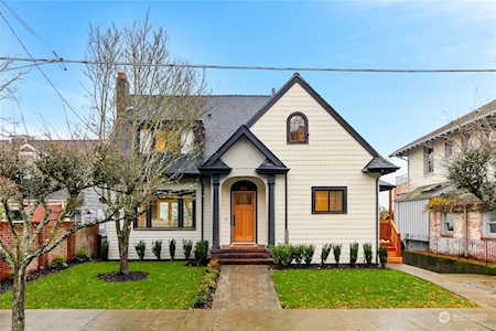 1612 5th Ave N Seattle, WA 98109