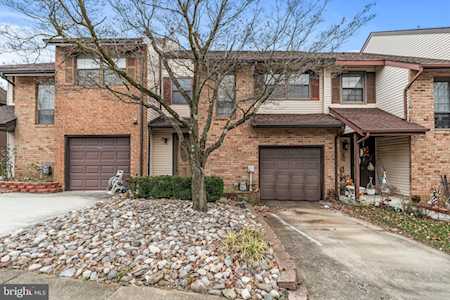 65 Lafayette Ln Cherry Hill, NJ 08003