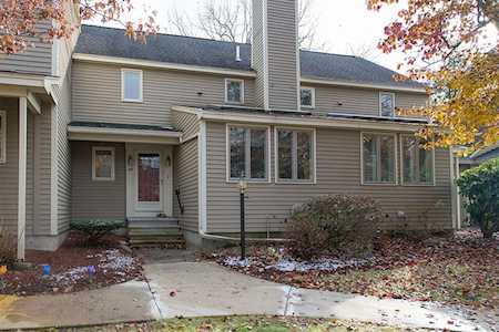 189 Brickett Hill Cir #189 Haverhill, MA 01830