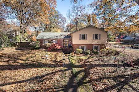2160 Woodside Dr Germantown, TN 38138