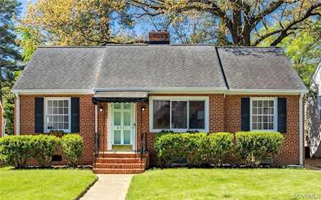 4817 W Grace St Richmond, VA 23230