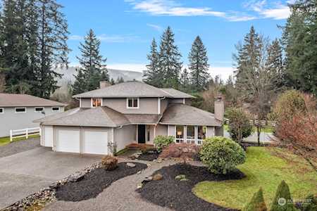 4419 328th Place SE Fall City, WA 98024
