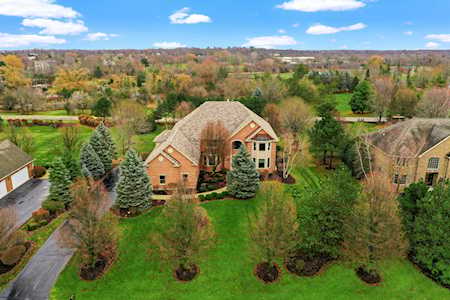 280 Joshua Dr Hawthorn Woods, IL 60047