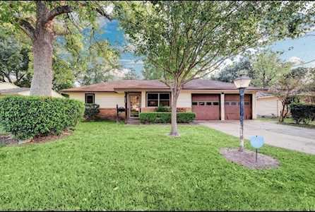 5619 Libbey Ln Houston, TX 77092