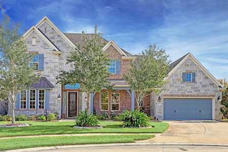 1425 Summer Field Ln Friendswood, TX 77546