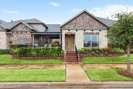 920 Hatton Sumner Place Arlington, TX 76005