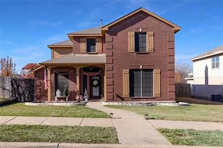 2415 Decoy Drive Mesquite, TX 75181