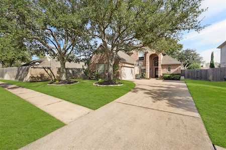 8802 Throckmorton Ln Houston, TX 77064