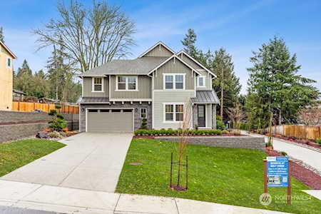 11333 SE 88th St #1 Newcastle, WA 98056