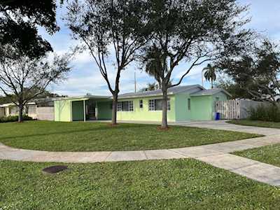 900 Eucalyptus Road North Palm Beach, FL 33408