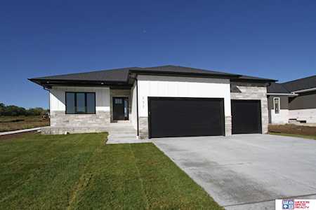 533 Eloise Ave Lincoln, NE 68520
