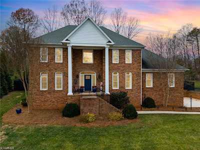 418 Chesham Drive Kernersville, NC 27284