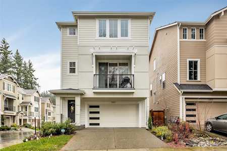 13831 14th Place W Lynnwood, WA 98087