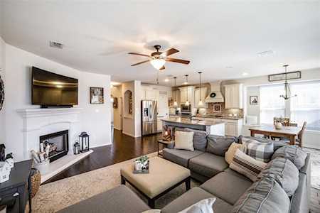 1012 Rose Garden Drive Little Elm, TX 75068