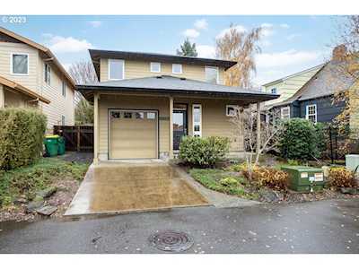 7446 SW Pag PL Portland, OR 97223