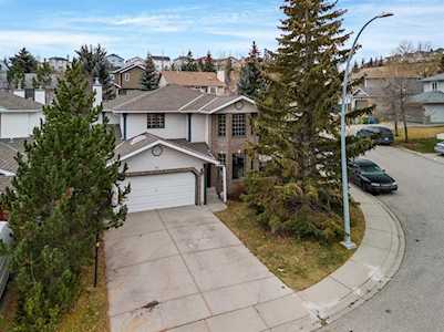75 Macewan Park Rise NW Calgary, AB T3K 4A1
