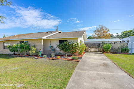 5177 Pineland Avenue Port Orange, FL 32127