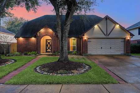 4618 Linden Place Pearland, TX 77584