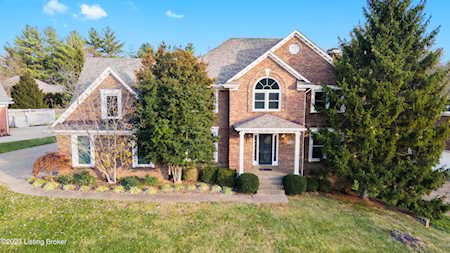 9500 Felsmere Cir Louisville, KY 40241