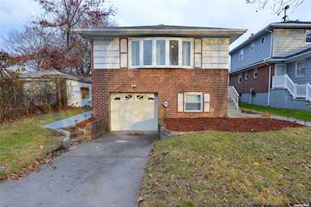 28-11 Clearview Expressway Bayside, NY 11360