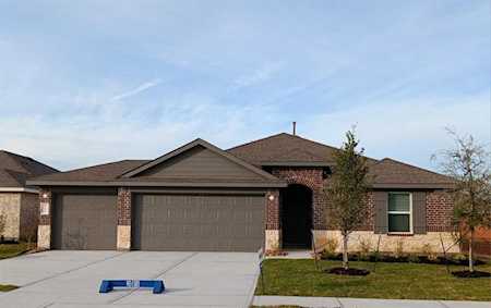812 Brazos Trl Dayton, TX 77535