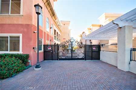 411 S Garfield Ave #15 Monterey Park, CA 91754