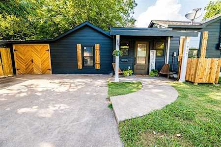 1917 E Mulberry Street Sherman, TX 75090