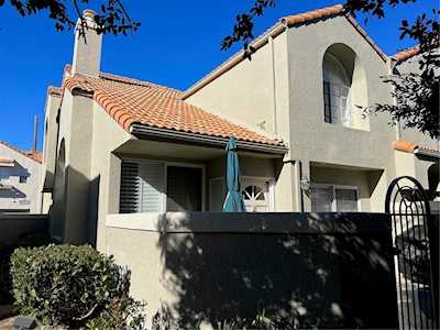 22344 Mission Circle Chatsworth, CA 91311