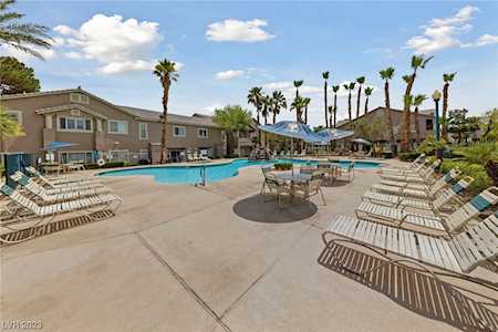 2052 Quarry Ridge St #203 Las Vegas, NV 89117