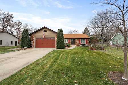 9460 W Oakridge Dr St. John, IN 46373