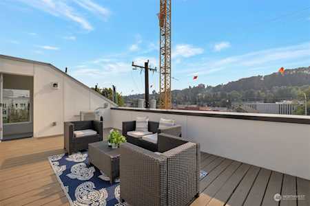 907 Hiawatha Place S #E Seattle, WA 98144