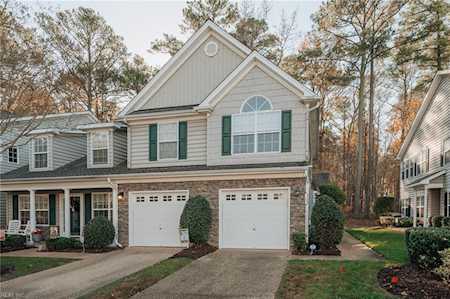 2804 Waters Edge Ln Suffolk, VA 23435