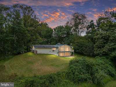 101 S Spring Valley Rd Wilmington, DE 19807