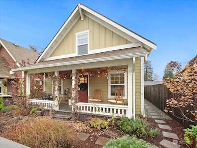31948 E Blanche St Carnation, WA 98014