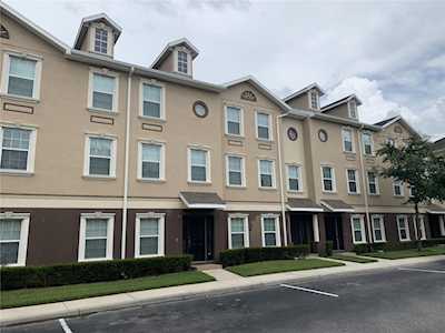 10144 Arbor Run Dr #152 Tampa, FL 33647