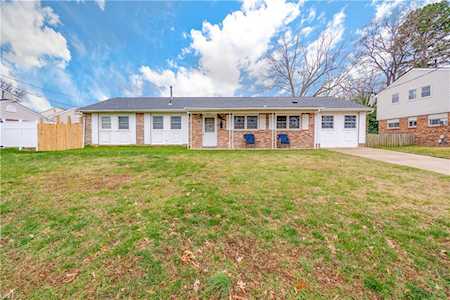 5617 Bannock Rd Virginia Beach, VA 23462