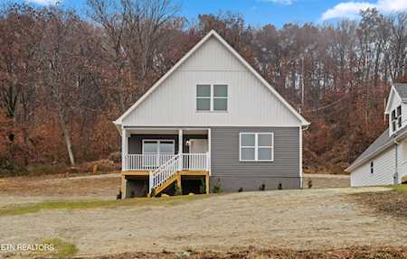 3019 Greenway Dr Knoxville, TN 37918