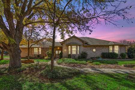 6116 Country Hills Court Fort Worth, TX 76140