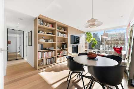 1111 Alberni Street #2606 Vancouver, BC V6E 4V2