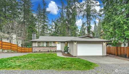 4042 161st Ave SE Bellevue, WA 98006