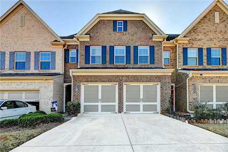 1135 Hampton Oaks Drive Alpharetta, GA 30004