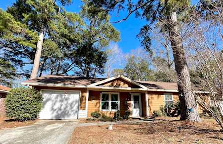 210 Crestwood Drive Summerville, SC 29483