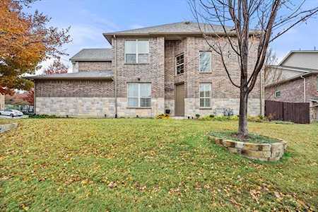 367 Dublin Street Lewisville, TX 75067