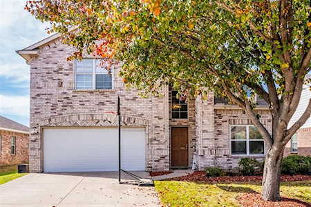 5835 Midnight Lane Grand Prairie, TX 75052