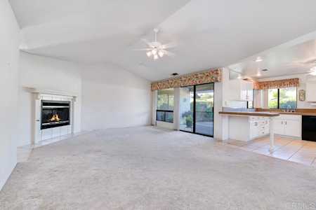 1825 Lodi Gln Escondido, CA 92026
