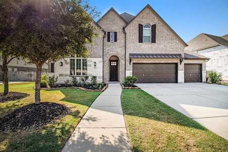 1911 Sapphire Pines Ln Richmond, TX 77469