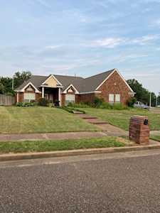 7477 Summernite Dr Bartlett, TN 38133