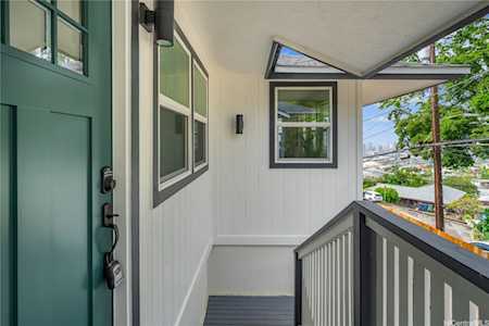 1607 Alencastre Street Honolulu, HI 96816