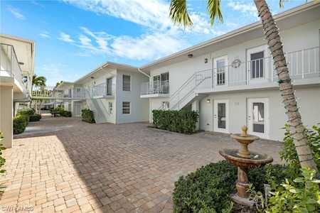 Fairfax Club at Village Green - Naples Real Estate - Naples 55+