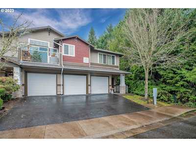 14575 SW Magpie LN #102 Beaverton, OR 97007